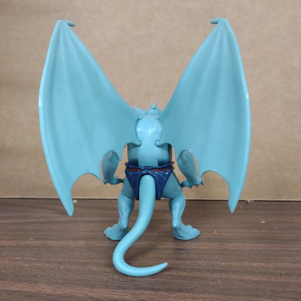 1995 Disney BVTV Gargoyles Series 1 Broadway Vintage Action Figure- Wings & Tail - Picture 2 of 6